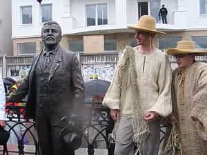 В Балаклаве открыли памятник Александру Куприну